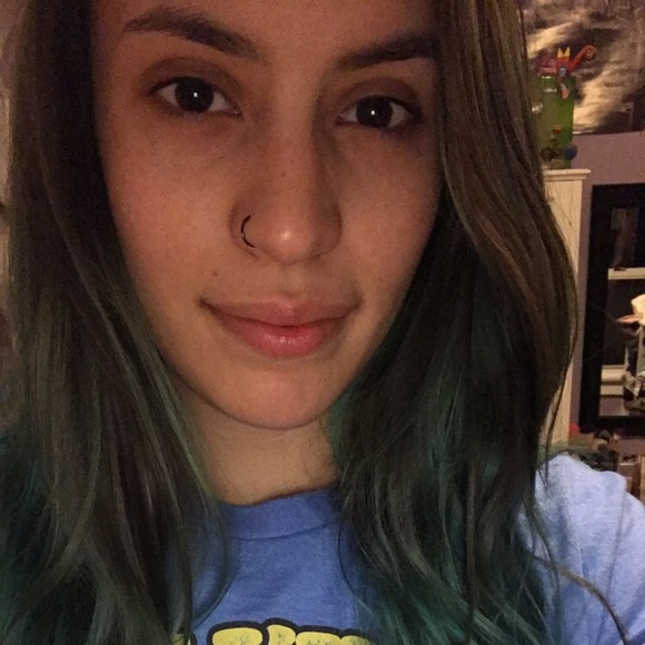 Meet Your Seller✌🏼️ - Picture 4 of 6